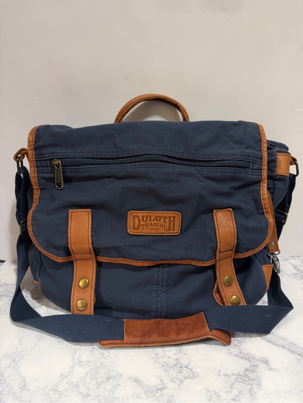 Duluth men’s crossbody navy blue brown Firehose canvas Leather Field Bag